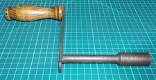 Antique winding handle for sale  HEANOR