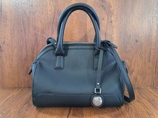 Bolsa tiracolo Armani Jeans preta estruturada satchel com logotipo charme bolsa feminina, usado comprar usado  Enviando para Brazil