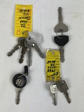 Conjunto Vintage de Chaves Automotivas Lote de 9 Ford Chrysler General Motors Volkswagen comprar usado  Enviando para Brazil