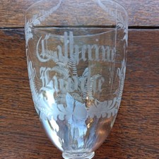 Verre pied ancien d'occasion  Nesle