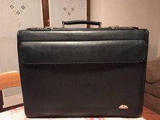 Borsa porta pelle usato  Valdengo
