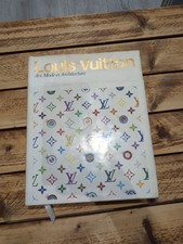 Livre louis vuitton d'occasion  Martigues