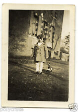 Little girl with d'occasion  Expédié en Belgium