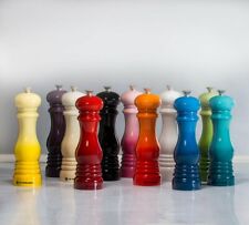 Usado, NOVO Moinhos Clássicos de Sal e Pimenta Le Creuset, Conjunto de 2 VÁRIAS CORES - Chama etc comprar usado  Enviando para Brazil