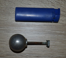 Ancien bouton rond d'occasion  Ambérieu-en-Bugey