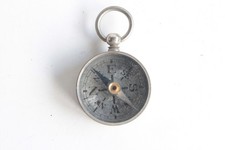 Petite boussole vintage d'occasion  Seyssel