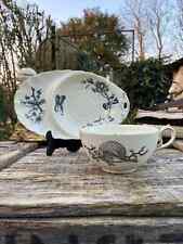 Tasse tasse polychrome d'occasion  Villeneuve-la-Guyard