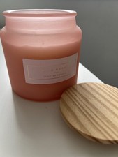 Vela perfumada Wild Berry grande e não usada em vidro rosa comprar usado  Enviando para Brazil