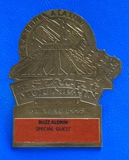 Disneyland paris badge d'occasion  Vieux-Condé