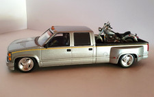 Usado, Chevrolet Crew Cab P/U com Fat Boy da Harley-Davidson escala 1:25 97890-98V comprar usado  Enviando para Brazil