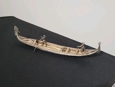 Antyczna włoska srebrna filigranowa gondola miniatura z dwoma gondolierami 42g  na sprzedaż Antyczna włoska srebrna filigranowa gondola miniatura z dwoma gondolierami 42g  na sprzedaż  Wysyłka do Poland