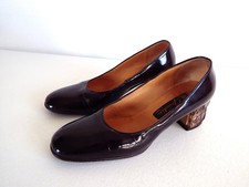 Originales chaussures vintage d'occasion  Montjean-sur-Loire