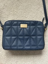 Bessie london small for sale  CARDIFF