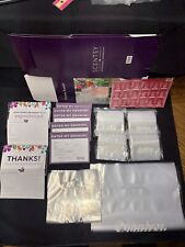 Usado, Suministros para consultores Scentsy ~ Bolsas de muestra, cajas de dibujo/entradas, bolsas y más segunda mano  Embacar hacia Argentina