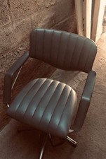 Fauteuils salon coiffure d'occasion  Plessé