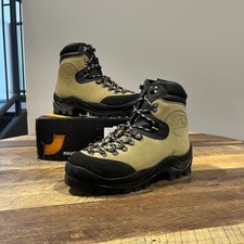 Bota de Montanhismo La Sportiva Makalu - Masculina - Usada comprar usado  Enviando para Brazil