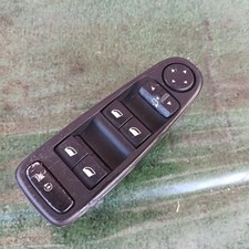 Pulsantiera sinistra alzavetro usato Pulsantiera sinistra alzavetro usato  Marcianise