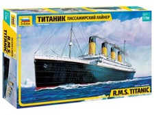 700 zvezda titanic usato  Avezzano