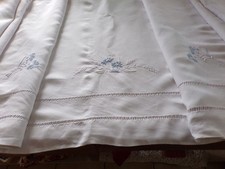 Antique linen floral d'occasion  Expédié en Belgium