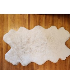 Tapete de marfim de pele sintética 41" X 71" por Mon Chateau coleção de luxo apoio antiderrapante comprar usado Tapete de marfim de pele sintética 41" X 71" por Mon Chateau coleção de luxo apoio antiderrapante comprar usado  Enviando para Brazil