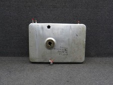 Usado, Tanque de combustível 0426019-23 Cessna 152 LH comprar usado Usado, Tanque de combustível 0426019-23 Cessna 152 LH comprar usado  Enviando para Brazil