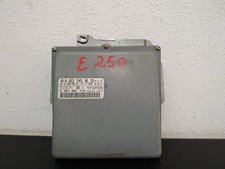 Centralina motore mercedes usato  Rosarno