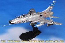Hobby Master 1:72 F-100D Super Sabre USAF 6251º TFW, 307º TFS #55-3712 comprar usado  Enviando para Brazil