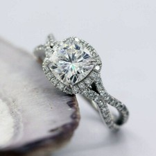 Anillo de boda y compromiso moissanita corte cojín de 3 quilates enchapado en oro blanco de 14 quilates segunda mano  Embacar hacia Mexico