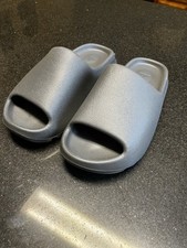 Yeezy slide onyx for sale  Plantsville