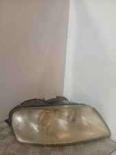 Phare vitre droit d'occasion Phare vitre droit d'occasion  Vernouillet