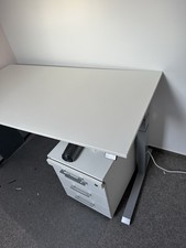 Höhenverstellbarer büroschre gebraucht kaufen  Hannover