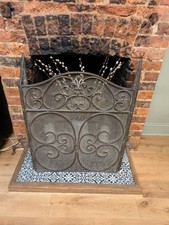 Fire guard screen for sale  WINCHELSEA