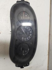 Compteur renault kangoo d'occasion  Cours-de-Pile