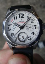 Montre festina f16257 d'occasion  Charleville-Mézières