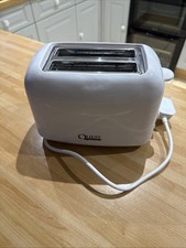 Quest slice toaster for sale  LLANYMYNECH