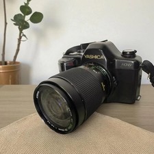 Fotocamera analogica reflex usato  Muggio