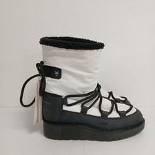 Calvin klein snow for sale  WARRINGTON