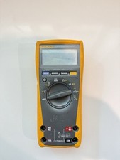 MEDIDOR FLUKE 177 TRUE RMS (SOMENTE PEÇAS) PARA PEÇAS - ENVIO RÁPIDO comprar usado  Enviando para Brazil