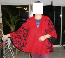 Cape poncho rouge d'occasion  Boucau