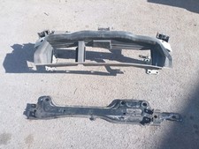 Renfort pare choc d'occasion Renfort pare choc d'occasion  Croisilles