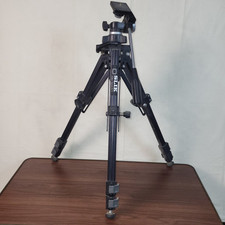 Slik video tripod for sale  Duncan