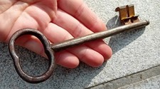 Large antique key d'occasion  Expédié en Belgium