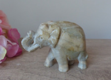 Figurine éléphant pierre d'occasion  Saint-Lambert-du-Lattay