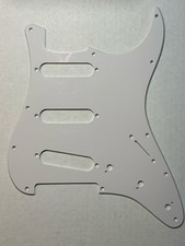Pickguard Squier Stratocaster Affinity Series branco 3 camadas protetor de palheta de guitarra comprar usado Pickguard Squier Stratocaster Affinity Series branco 3 camadas protetor de palheta de guitarra comprar usado  Enviando para Brazil