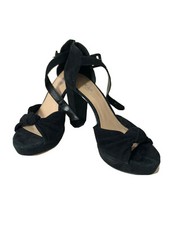 Lord taylor shoes for sale  Fresh Meadows