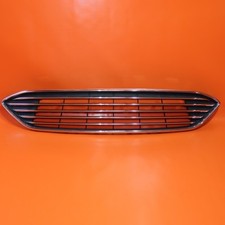 Ford focus grille for sale  San Fernando