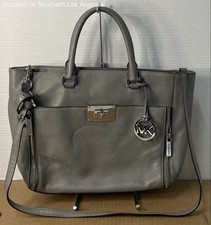 Michael kors women for sale  Long Beach