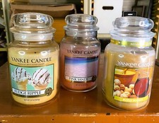 Lote de TRÊS velas Yankee Candle de bordo nogueira rosa areias fudge ondulação 22 onças comprar usado  Enviando para Brazil