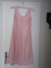 Combinaison rose taille d'occasion  Le Mans