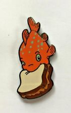 MUITO RARO Pin Badge Disney Catálogo Disney - Lilo & Stitch - Pudge the Fish comprar usado  Enviando para Brazil